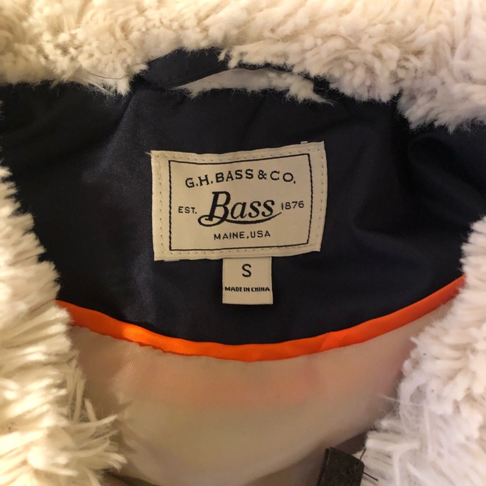 G.H. Bass Vest - Picture 4 of 5